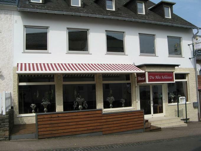 Herberg Die Alte Schleuse Manderscheid Exterior photo